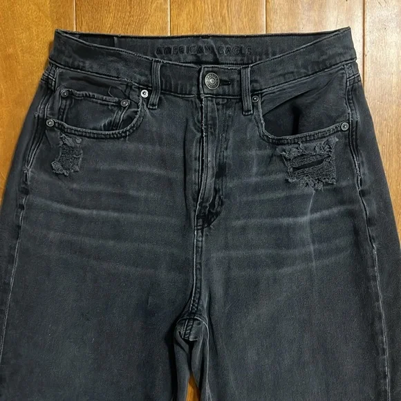 American Eagle Highest Rise 90’s Boyfriend Black Jeans Size 12 Baggy Distressed - Picture 2 of 15